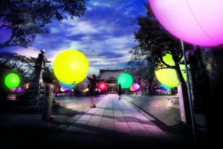 チームラボが玖島城址の森と大村神社をインタラクティブな光のアート空間にするイベントが開催
