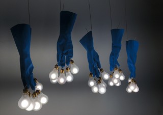 ドイツの照明メーカーにスポットを当てた展示会「“光の詩人” インゴ・マウラー展」