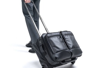 サンワサプライ、最大容量36Lの耐水加工ビジネスキャリーバッグを発売
