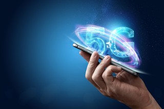 5G普及と次期iPhone SEの微妙な関係【大谷和利のテクノロジーコラム】