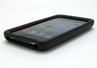 スペックコンピュータ、第4世代iPod touch専用の特厚バンパーを発売
